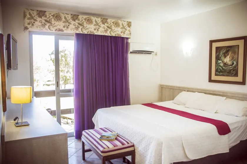 Bertelli Chui Hotel - Image 1