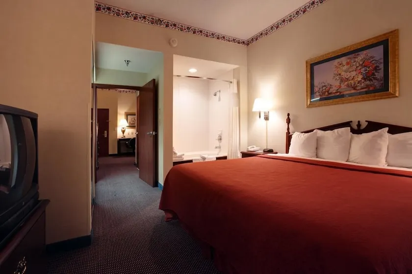 LEXINGTON SUITES OF JONESBORO - Image 1