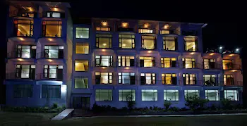 United-21 Resort - Image 1