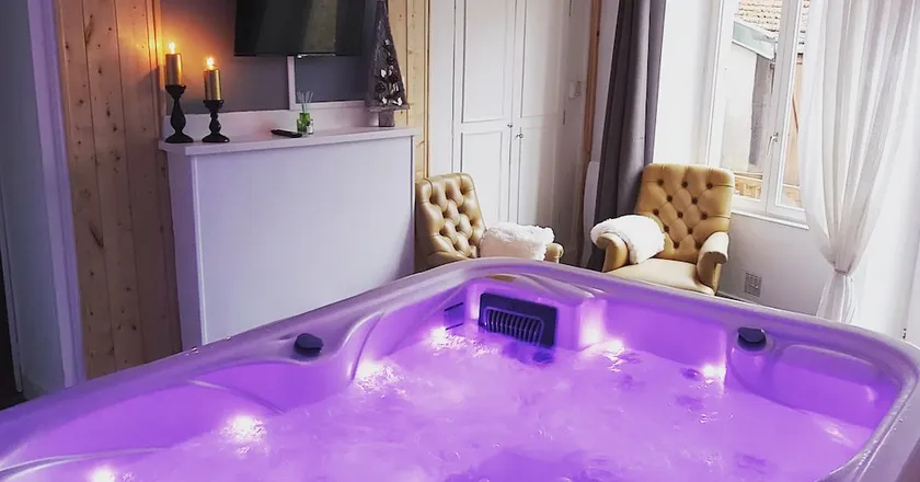 Suite Eden Jacuzzi Prive - Image 1