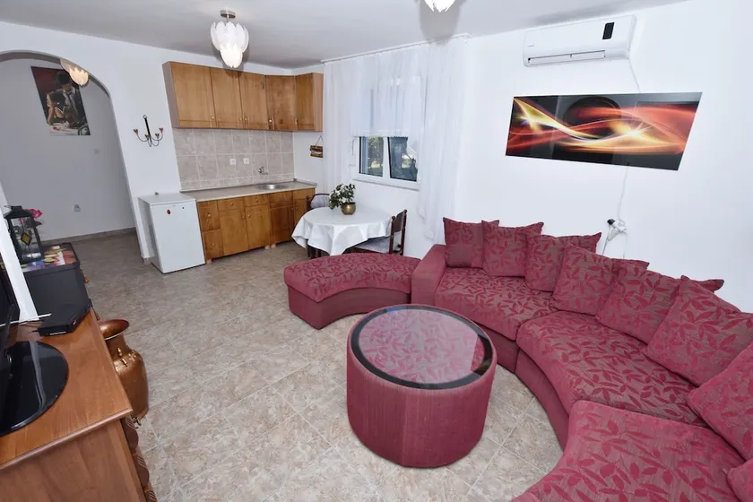 Apartment Alina - Image 1