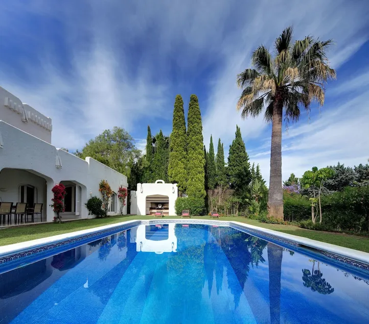 Villa Bara - Image 1