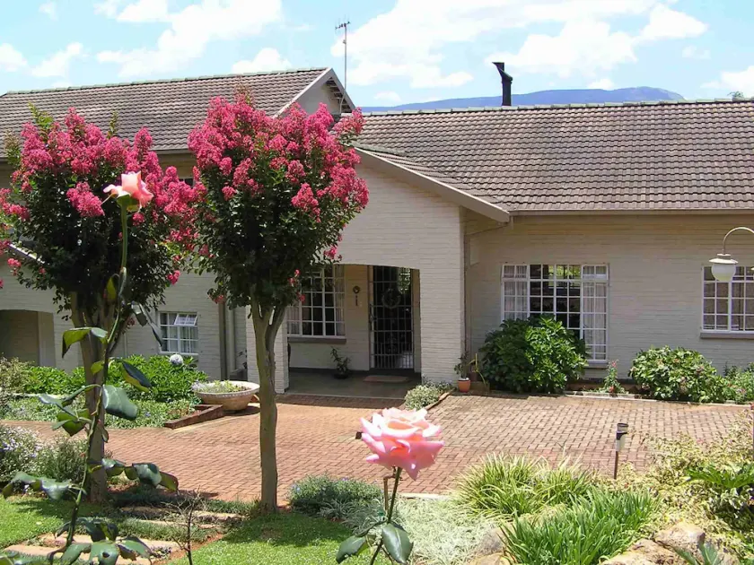 Hillwatering Country House - Image 1