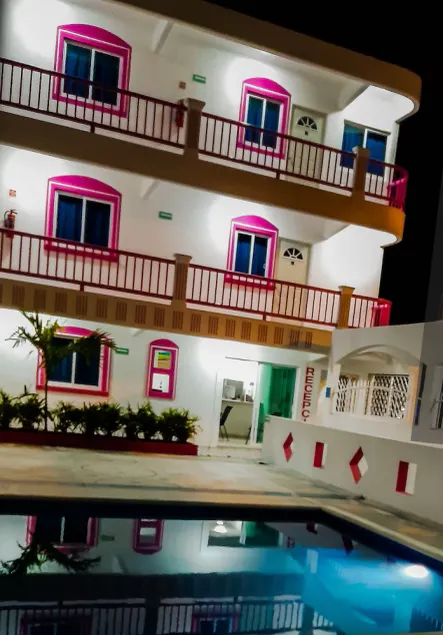 Hotel Real Da Vinci - Image 1