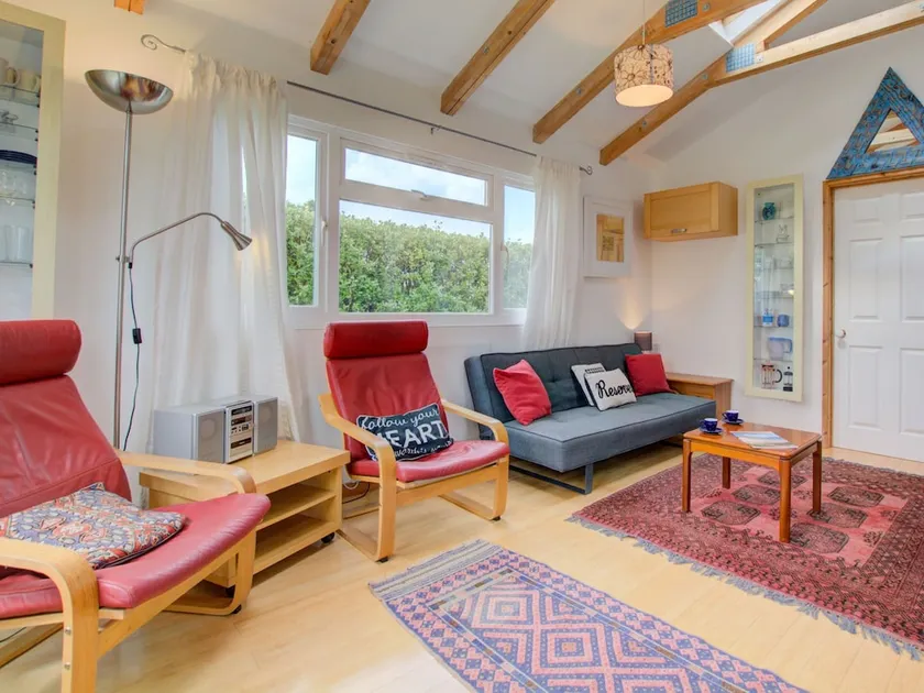 Tranquil Holiday Home in Saint Merryn With Terrace - Image 1