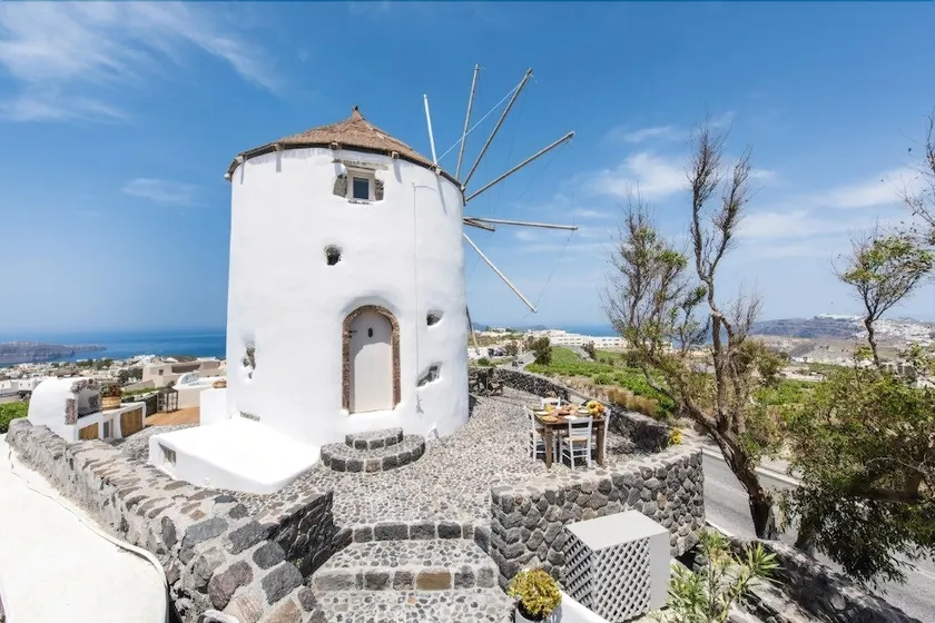 Anemoscope Windmill Villa - Image 1