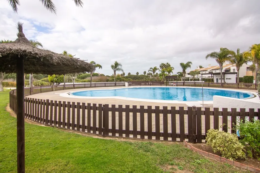 Golf & Beach Costa Ballena Apartment - Image 1