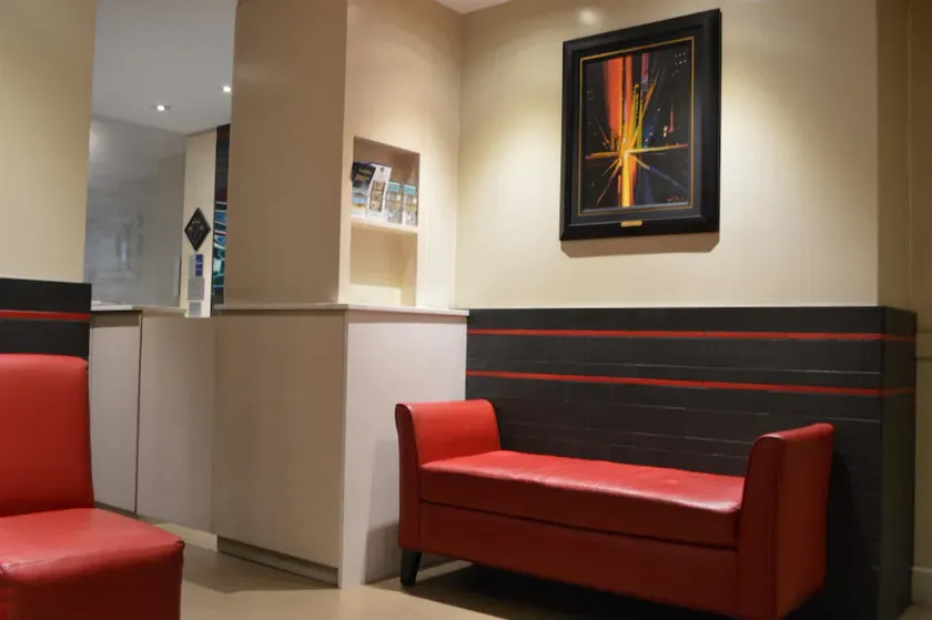 Best Western Plus Hospitality House - Image 1