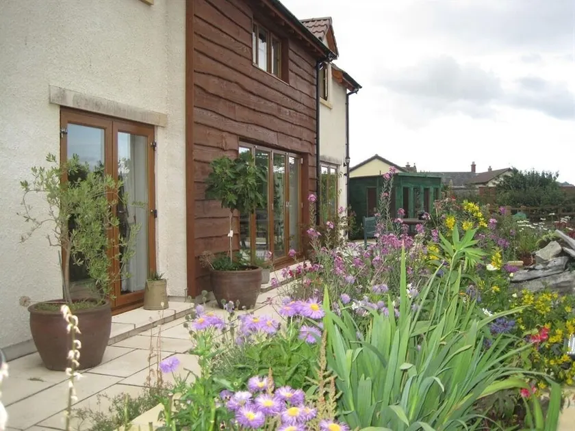 Cames Mead B&B And Meare Green Farm - Image 1