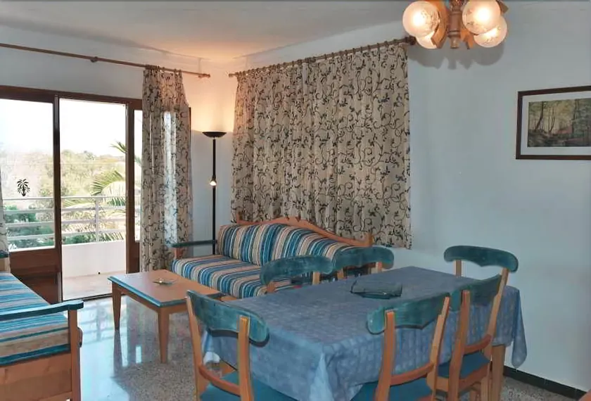 Sun Beach Resort - Image 1