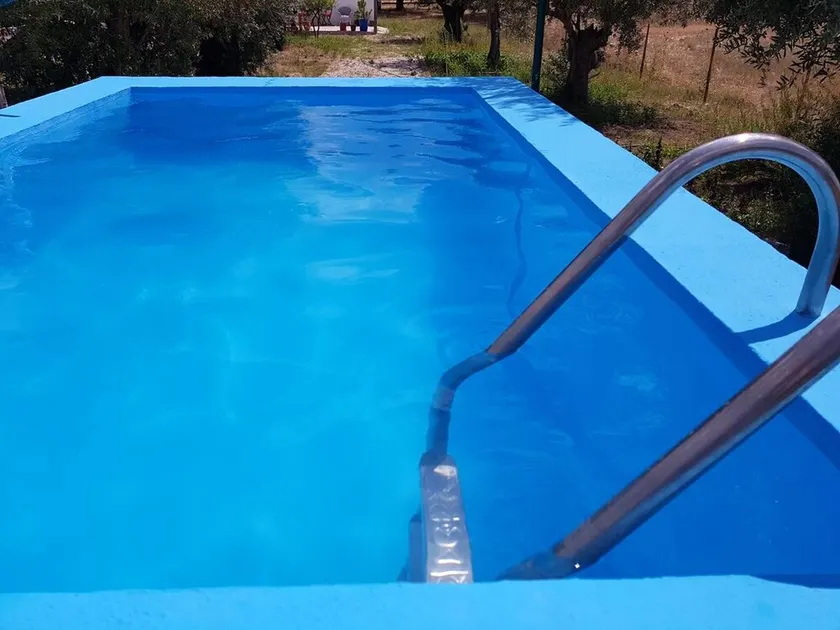 House With one Bedroom in Santarém, With Pool Access, Furnished Terrace and Wifi - Image 1