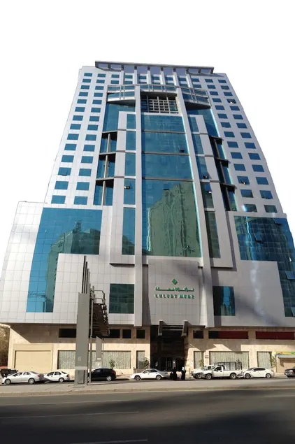 Luluat Muaz Hotel - Image 1