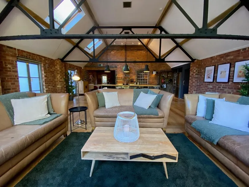 Stunning 3BD Character House near Coleshill - Image 1