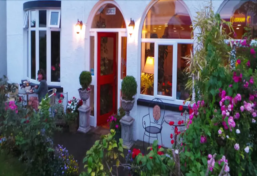 Inishmore Guesthouse - Image 1
