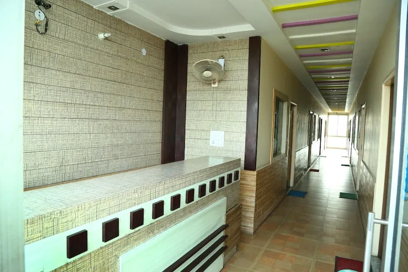 Hotel City Ganga by OYO Rooms - Image 1