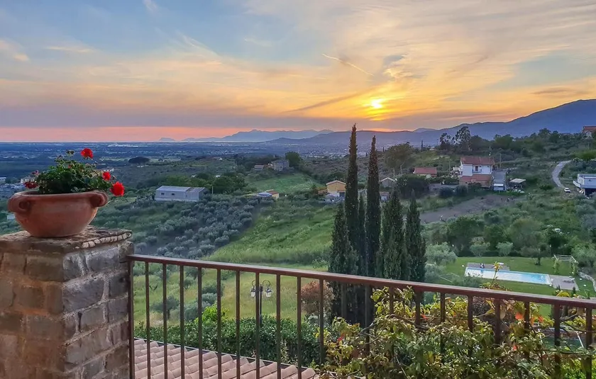 Beautiful Home in Serre With Wifi, 3 Bedrooms and Outdoor Swimming Pool - Image 1