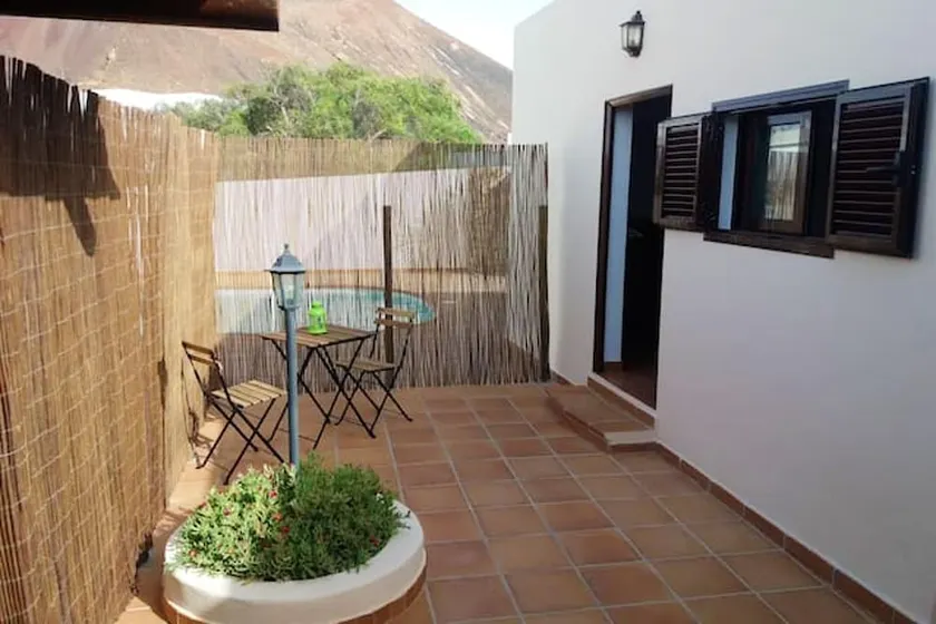 Studio with private pool furnished terrace and wifi at Tahiche - Image 1