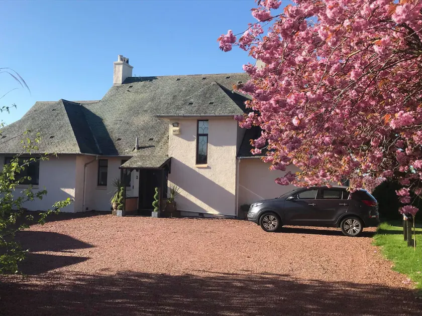 The Beeches B&B Kilmarnock - Image 1