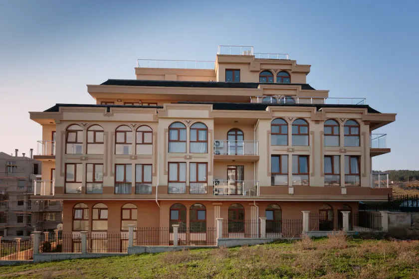 Sea Palace Sozopol - Image 1