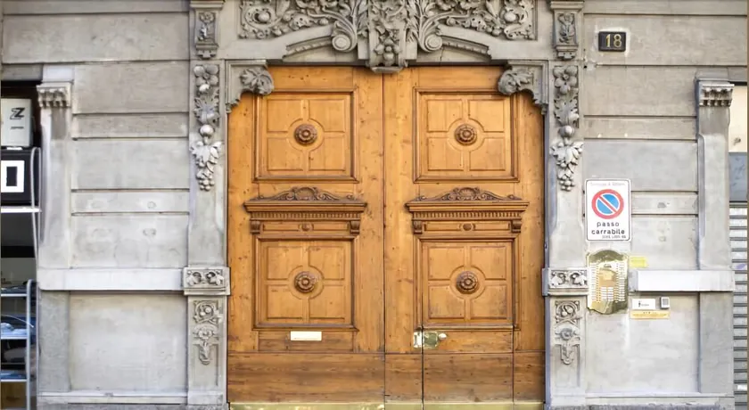 B&B Papillon - Image 1