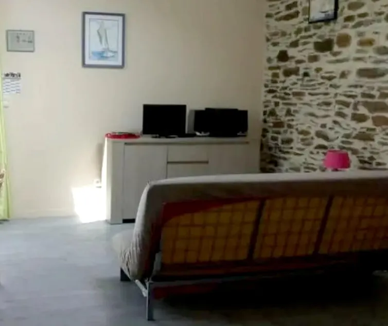 Studio avec jardin clos et wifi a Hirel - Image 1