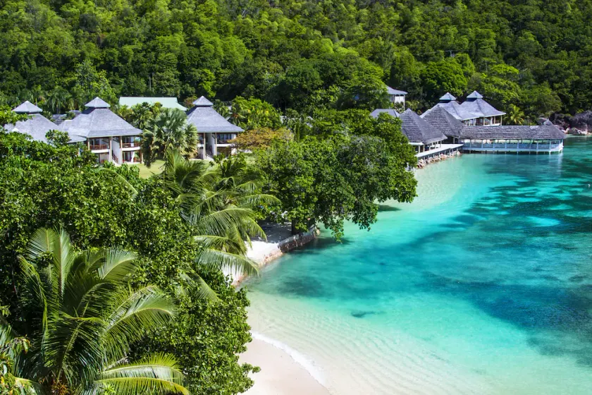 Le Domaine de La Réserve Hotel - Image 1