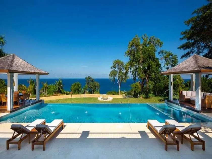 Sunny Vacation Villa at 1 - Image 1
