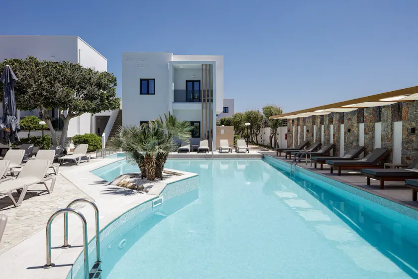 Golden Bay Hotel Bungalows - Image 1