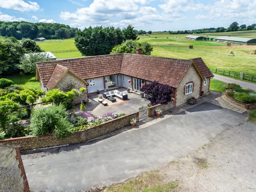 The Farm House @ Nables Farm - Image 1