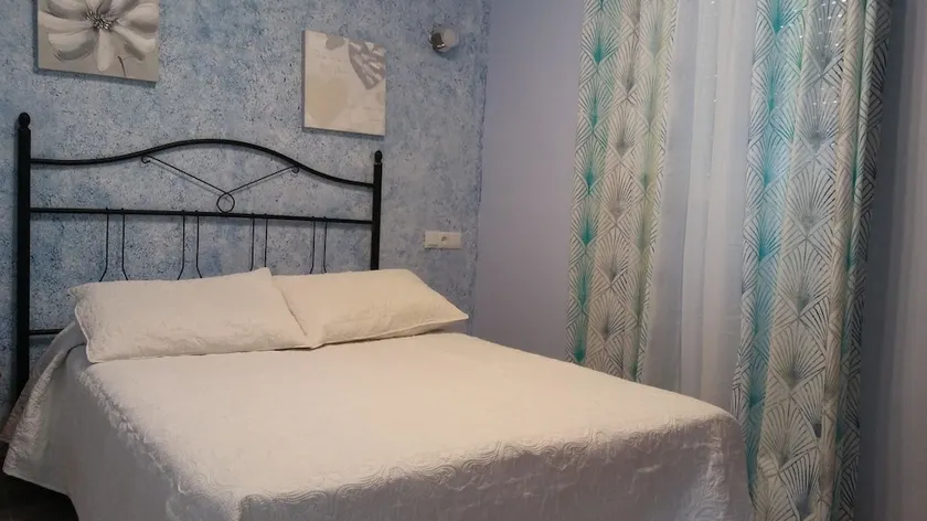 Apartment With 2 Bedrooms in Elche With Pool Access Furnished Terrace and Wifi - 6 km From the Bea - Image 1