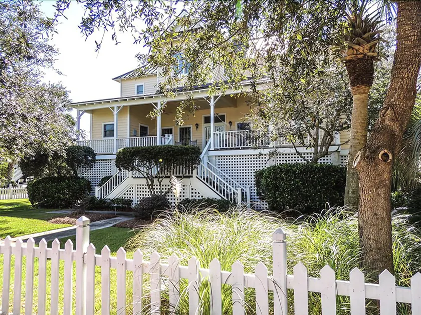 Ford 5 Bedroom Home - Image 1