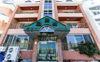 Naksan Crova Condotel - Image 1