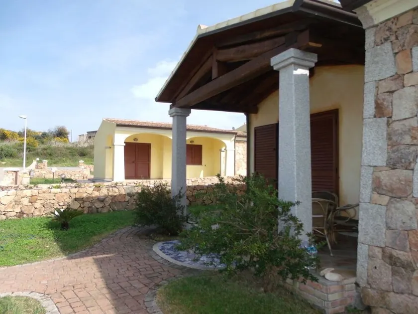 Ville e Appartamenti Baia Sant'Anna - Image 1