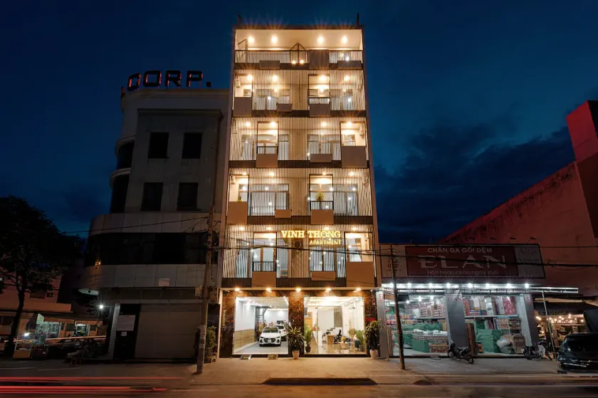 Vinh Thong Apartment - Image 1
