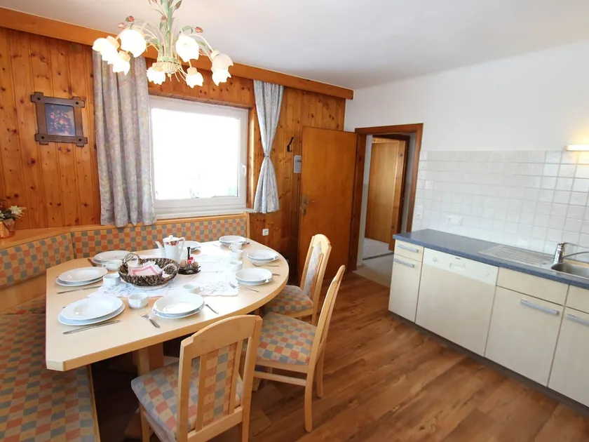 Cozy Holiday Home in Maishofen Near Ski Area - Image 1