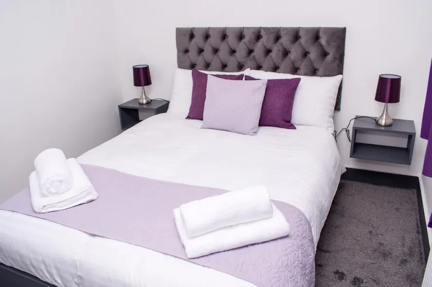 Homestay in Birmingham - Image 1