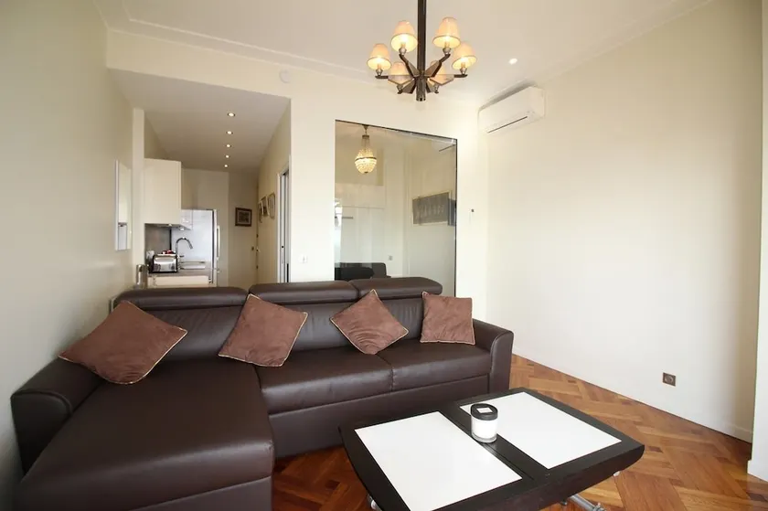 Nice Booking - Ascot Prom Jardin Vue Mer - Image 1