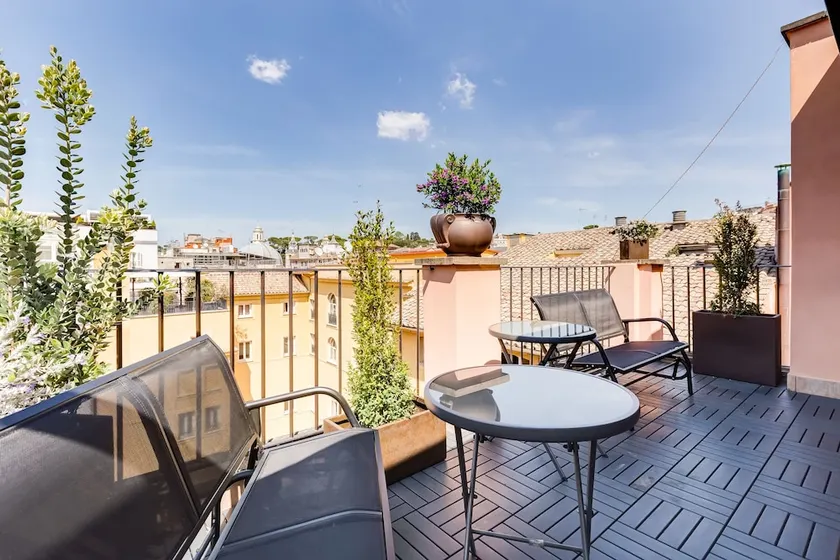Ripetta Terrace Suites - Image 1