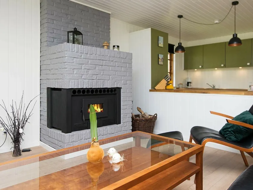 Rustic Holiday Home in Glesborg With Sea Coast Near - Image 1