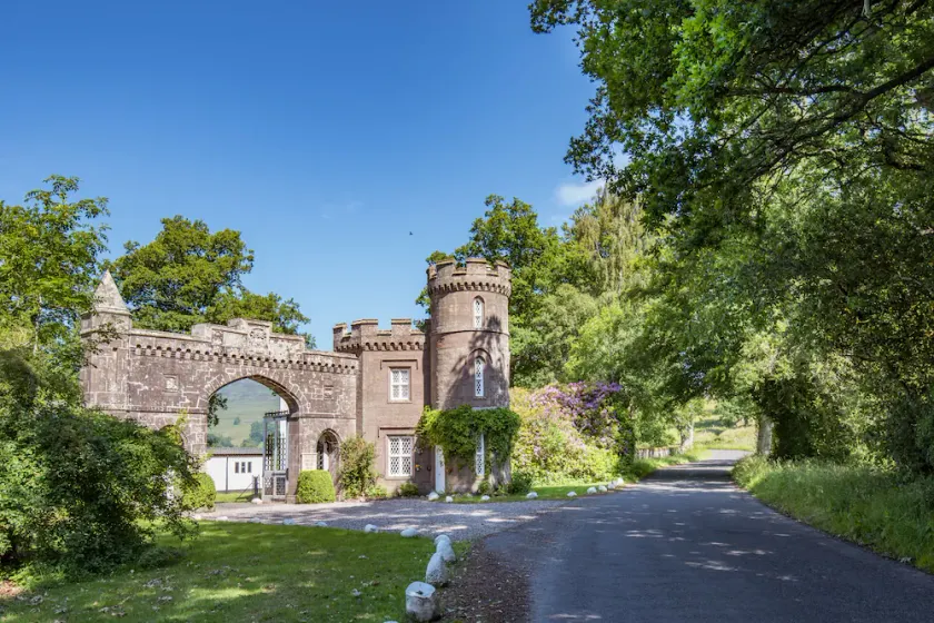 East Gatehouse Lodge - Image 1