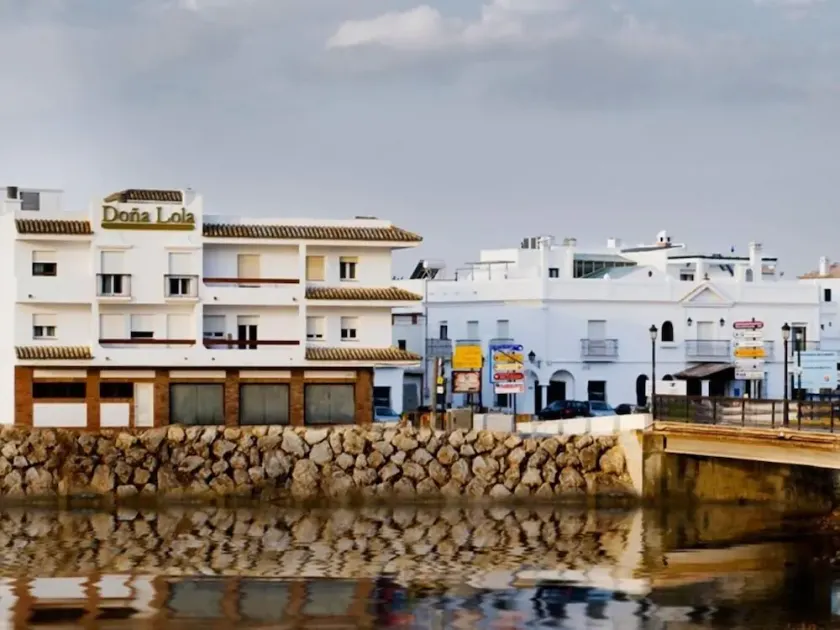 Hospedería – Appartments Doña Lola Zahara - Image 1