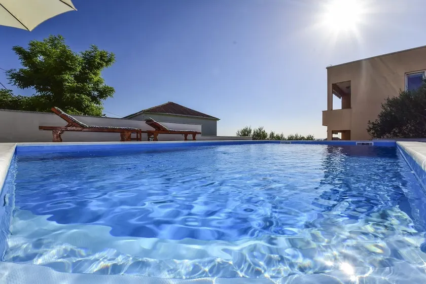 Apartments Jidra - Image 1