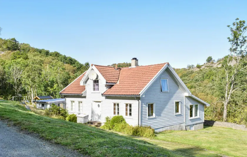 Nice Home in Farsund With 4 Bedrooms and Wifi - Image 1