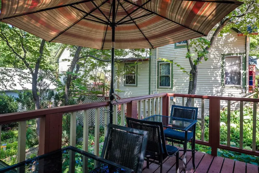 Heart of the HIlls Inn - Image 1