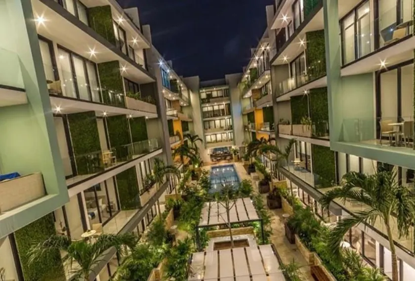 Menesse The City by Playa Moments - Image 1