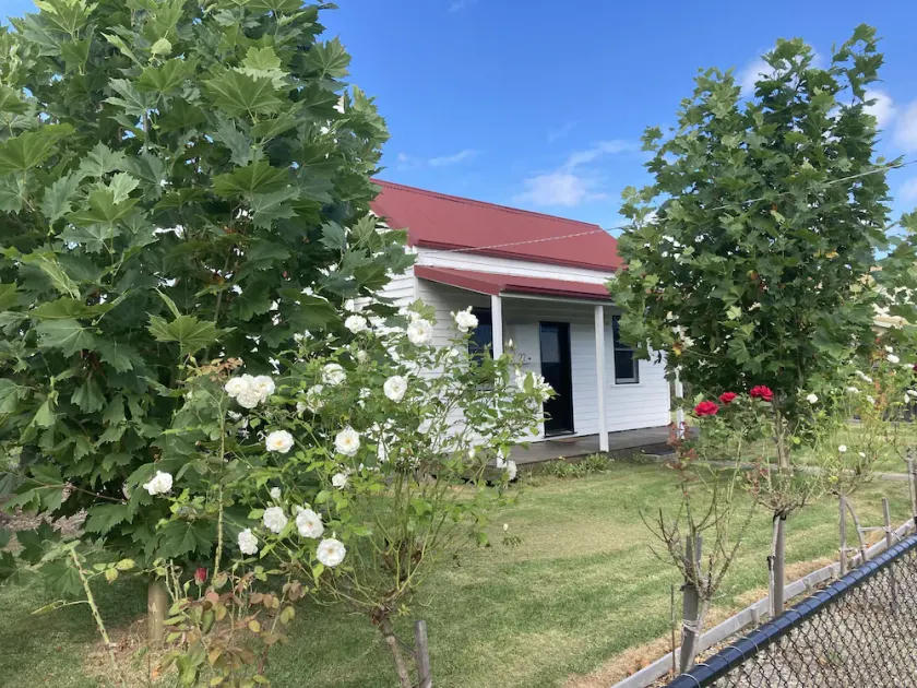 The Cottage - Image 1