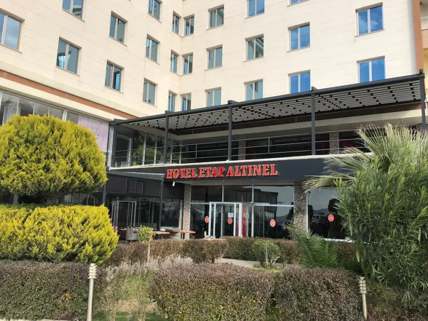 Etap Altinel Hotel Aliaga - Image 1