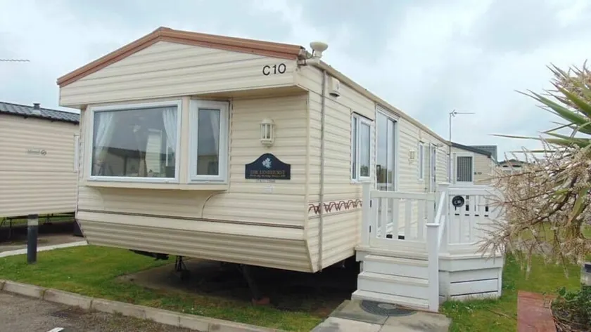 MB Caravans Towyn - Image 1