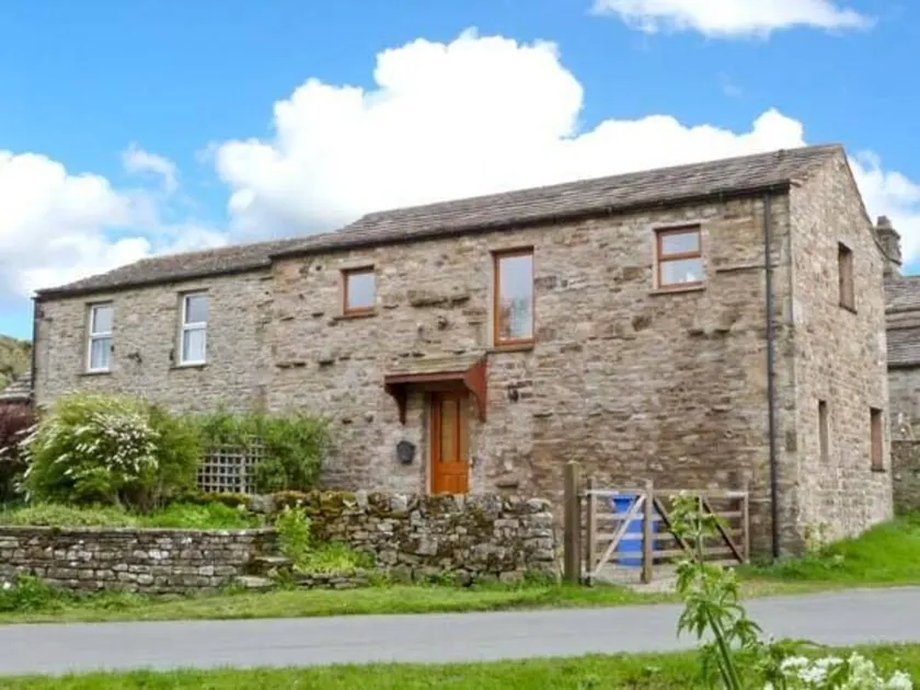 Topsy-turvy Cottage - Image 1