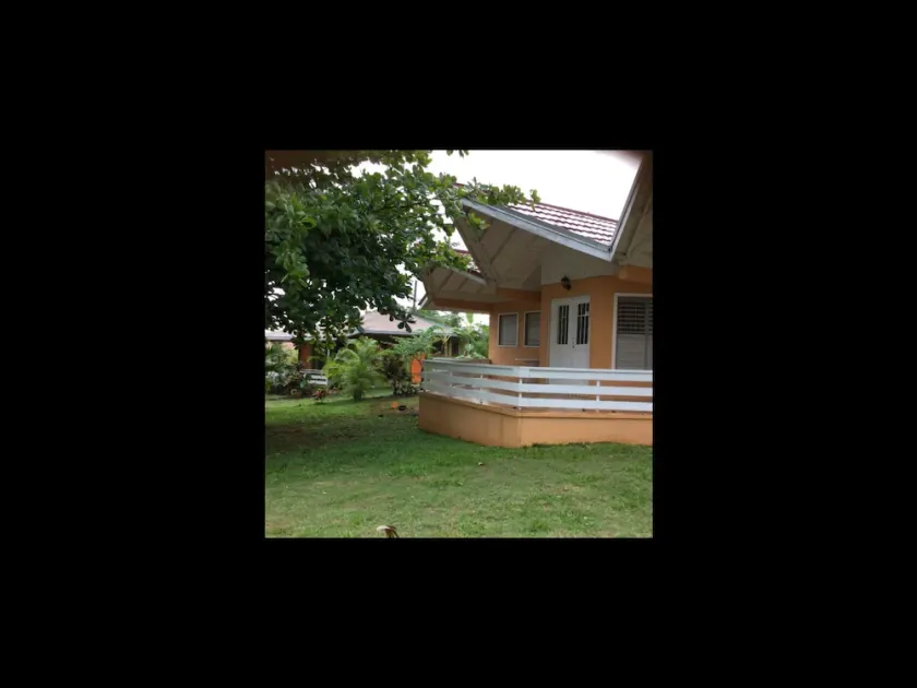 The Sun & Rain Cottage - Image 1